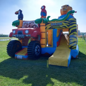 Multiplay Springkussen Jungle inclusief 4 uur begeleiding